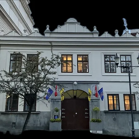 Na Namesti *