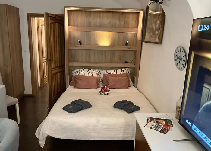 Na Namesti Apartman *