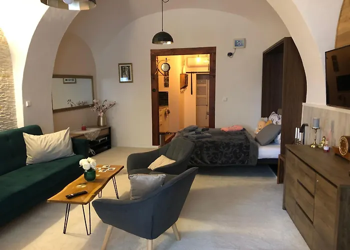 Na Namesti Apartman Český Brod